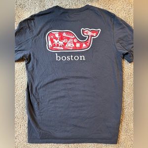 Men’s vineyard vines t shirt